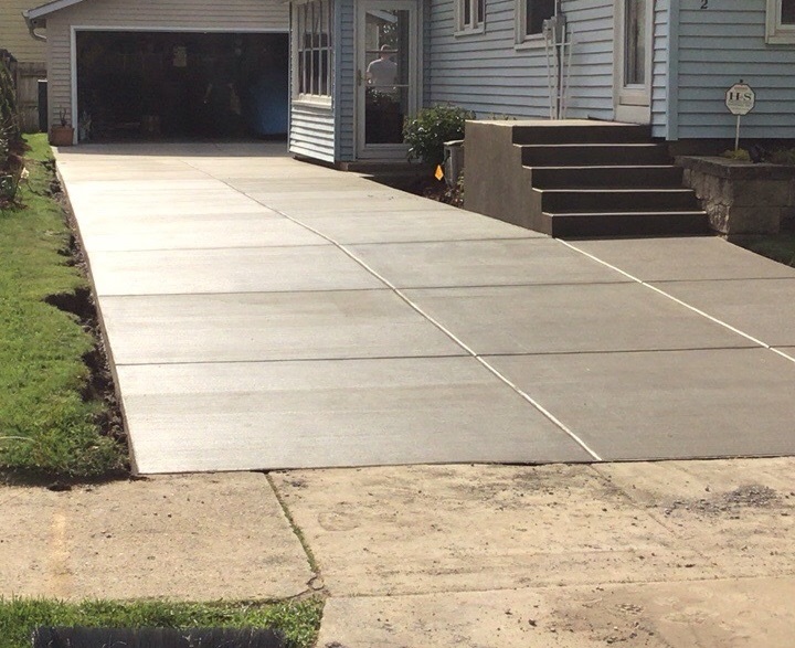 stamped concrete driveway in Milwaukee